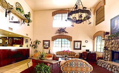 Western Superstition Springs Hotel 3*